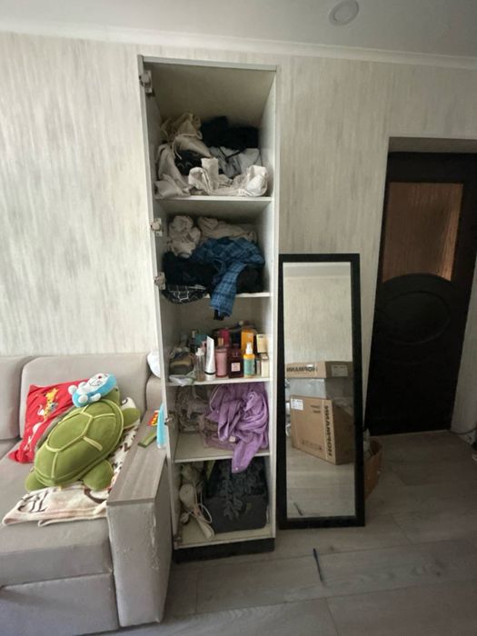Отдам даром шкафы, тумбочки , только все сразу
