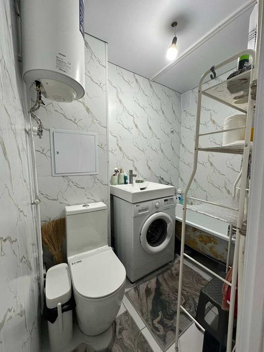 Продам 2-х комнатную квартиру в районе КСК