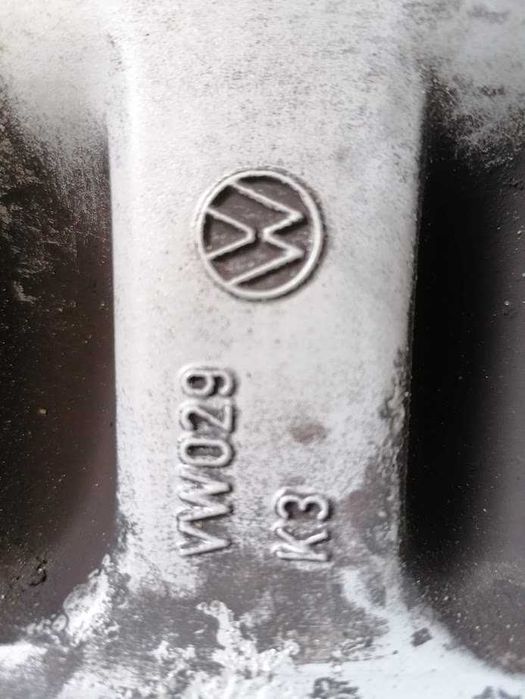 Джанти 16ки с гуми за VW