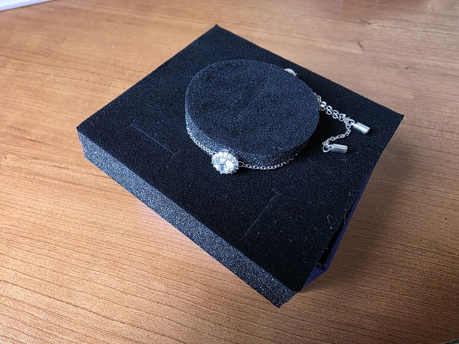 Гривна Swarovski