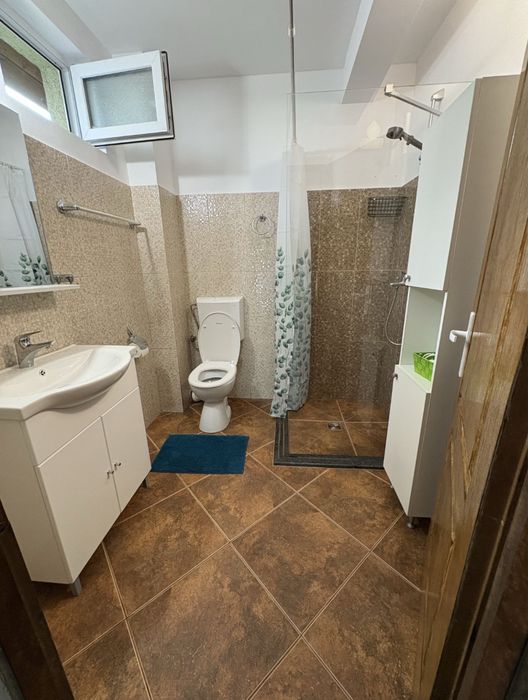 Casa- doua camere- proprietar- pod Bucium