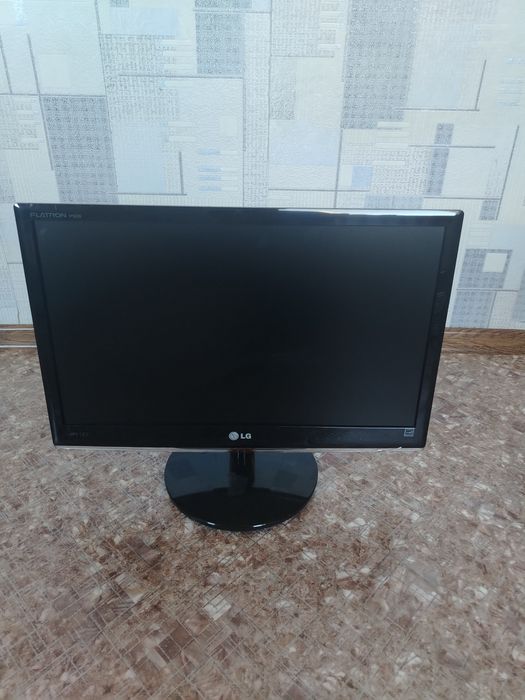 Продам монитор Lg