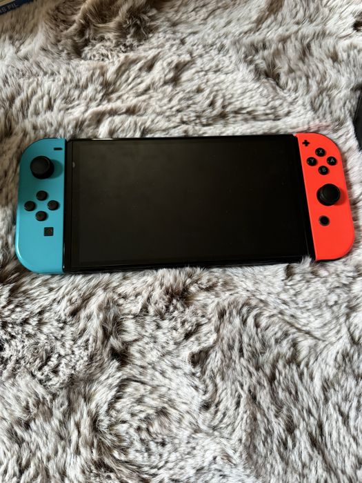 Nintendo Switch Oled + Super Mario