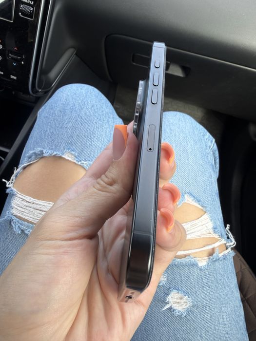 Iphone 16 pro 256 гб