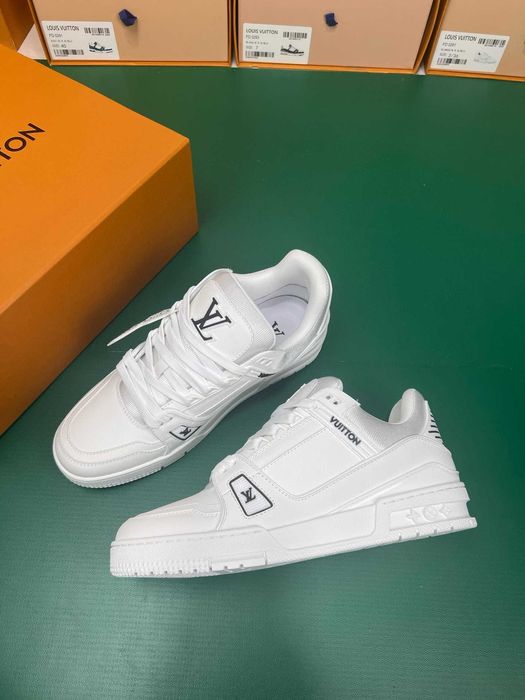 Adidasi Louis Vuitton Trainer Premium