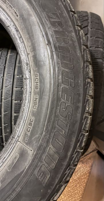 Гуми Bridgestone Blizzak LM-30  215/65R16 98H