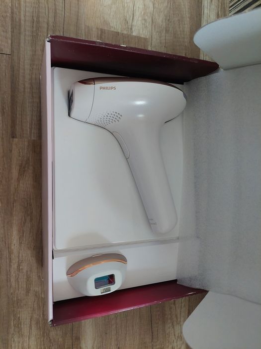 Фoтоепилатор Phillips Lumea