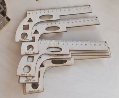 Линейки деревянные оптом от 900 до  2000 сум/ шт.  Линейкалар оптомга