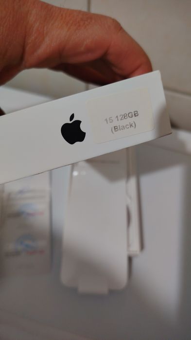 Продам айфон 15 128 чёрного цвета