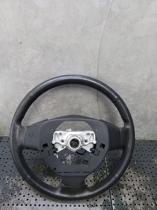 Volan piele in 3 spite cu comenzi toyota rav 4 3 a3 gs12002460