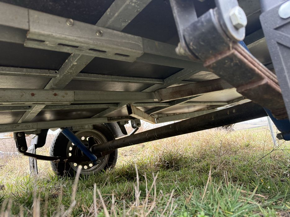 Trailer 750 kg cu acte în regulă – Ideal pentru transport – 600€