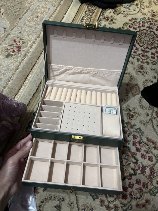 Шкатулка для украшений трехъярусная