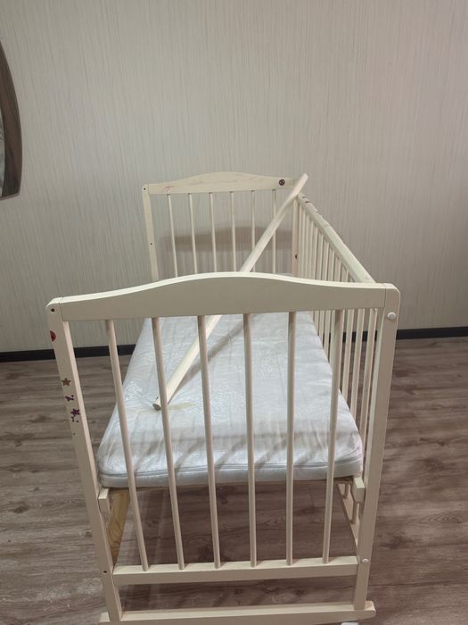 Кроватка детская