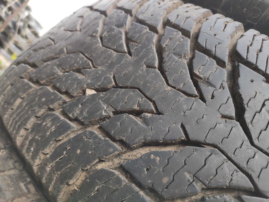 4бр Зимни гуми 265 75 16 - Nokian