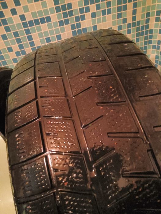 Срочно резина на 17