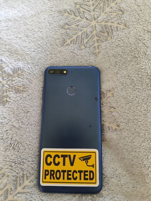 Продам телефон HUAWEI