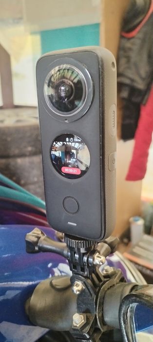 Cameră insta 360 one x2