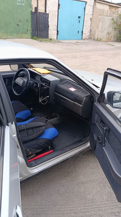 Продам авто 2000гв