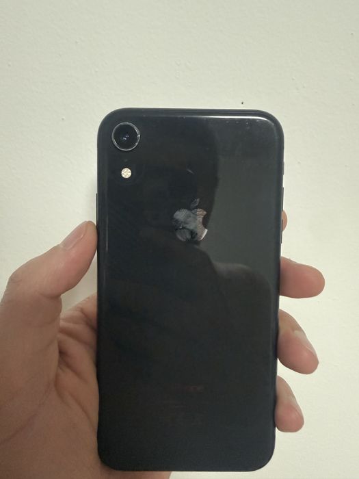 Продам Iphone xr 128 гиг