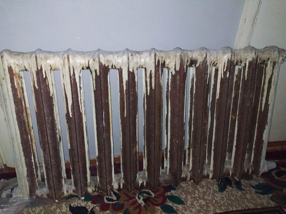 Chugun batareya sotiladi