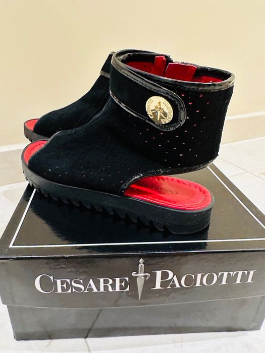 Италиански обувки Cesare Paciotti