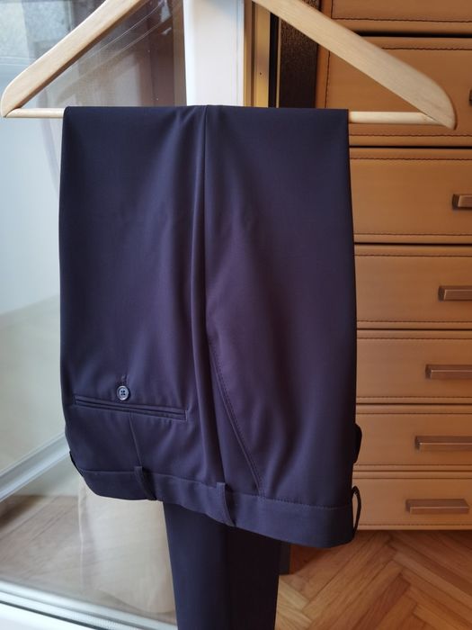 Costum barbati Sentierri, 70% lana, nou, bleumarin, marime 50