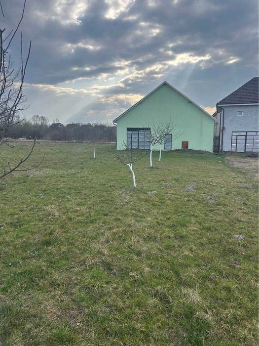casa de vanzare in loc.Negresti Oas ,Tur,aproape de complexul Grig Dan.