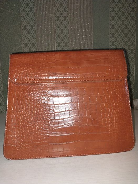 Женская сумка классика