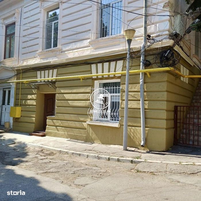 Apartament 3 camere Centru