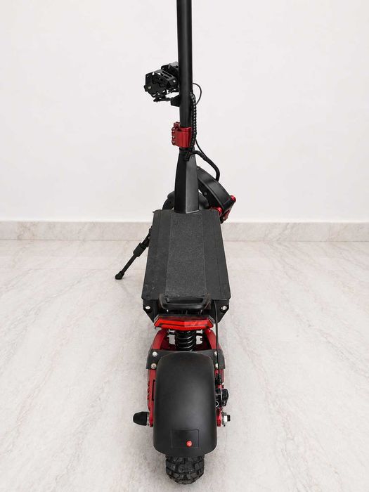 Trotineta electrica dual motor 2600w60v15ah Adrenalina la accelerare