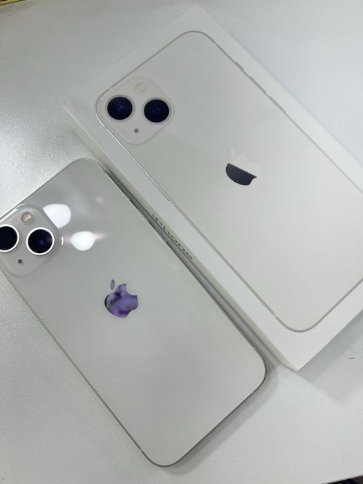 Продам Айфон 13.