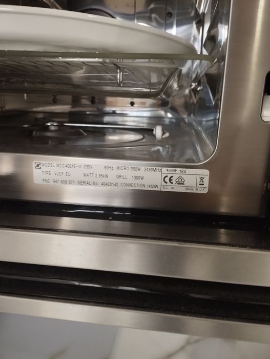 cuptor microunde AEG