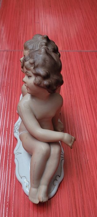 Bibelou ARPO Curtea de Argeș – gemene / îngerași – porțelan vintage