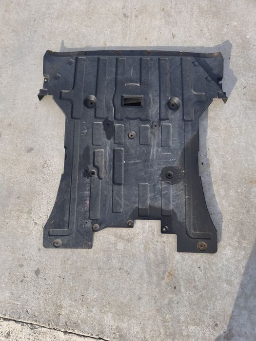 Scut plastic motor Bmw X3 X4 F25 F26