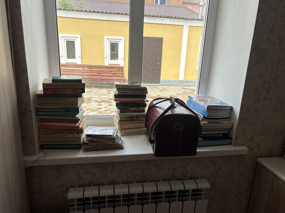 Продам книги ДЕШЕВО