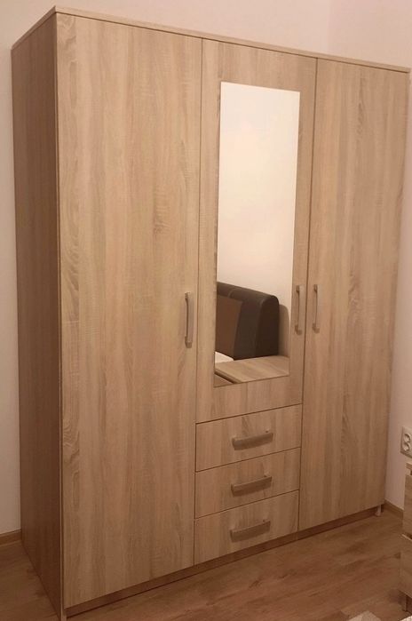 Șifonier / Dulap 3 uşi JISK