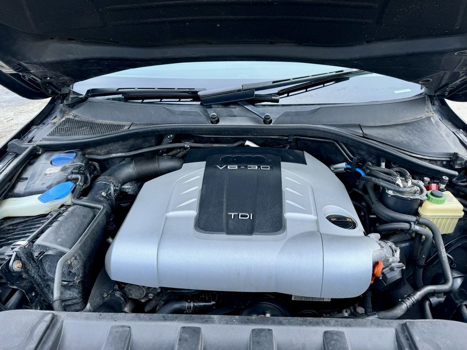 На ЧАСТИ AUDI Q7 3.0TDI 233кс 2007г