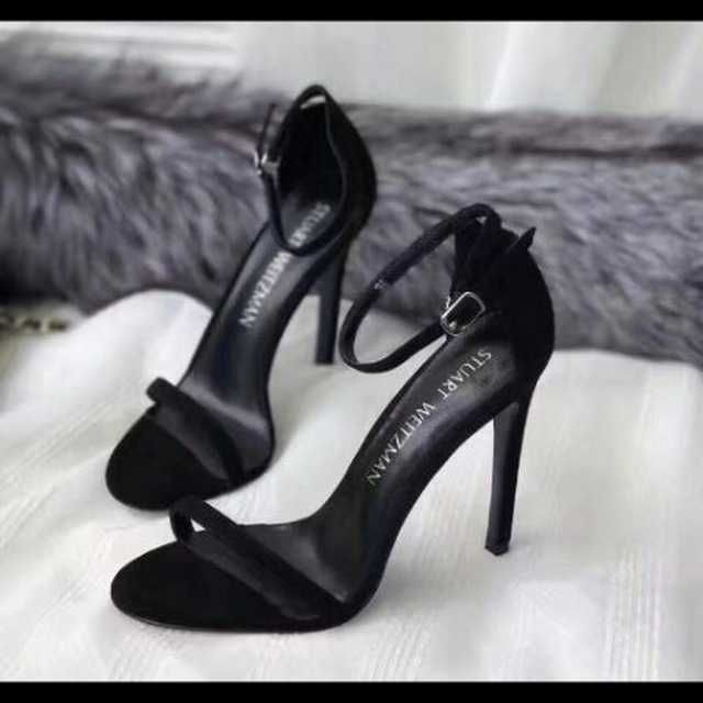 Распродажа кожаной женской обуви