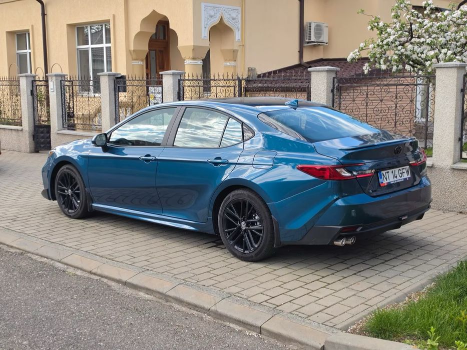 Toyota Camry 2.5 Hybrid Executive XSE 2025
