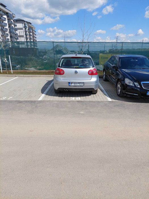 Loc de parcare suprateran