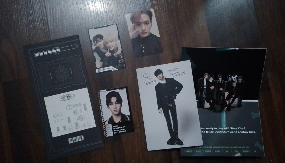 Официальные альбомы Южно Корейской мужской группы Stray Kids