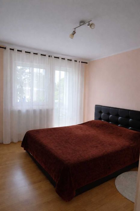 Apartament 2 camere de vânzare – Buhuși, zonă centrală
