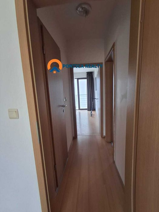 Тристаен с гледка море в Свети Влас