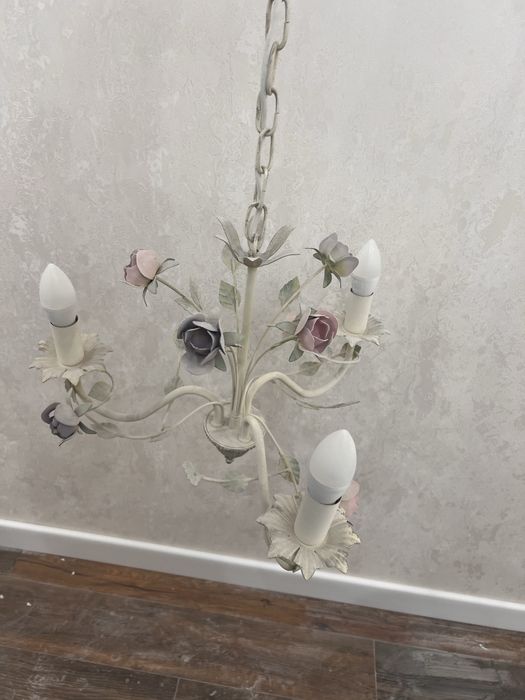 Люстра потолочная