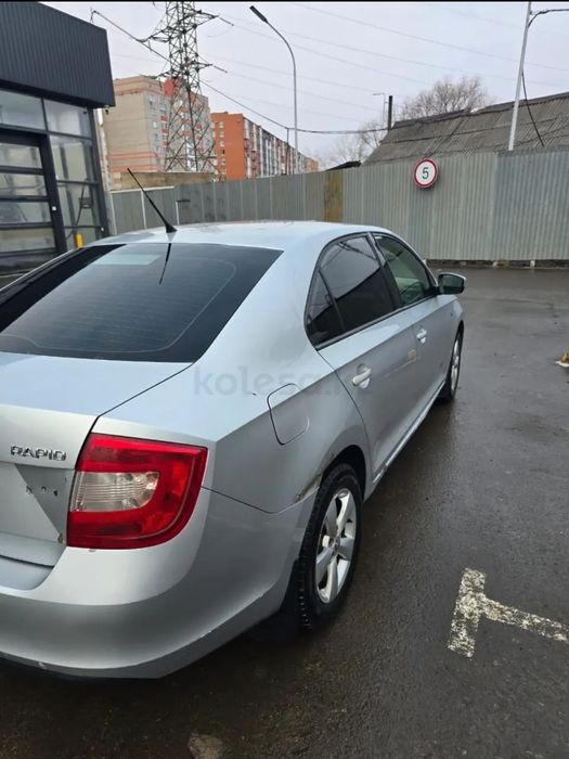 Продам автомобиль SKODA RAPID