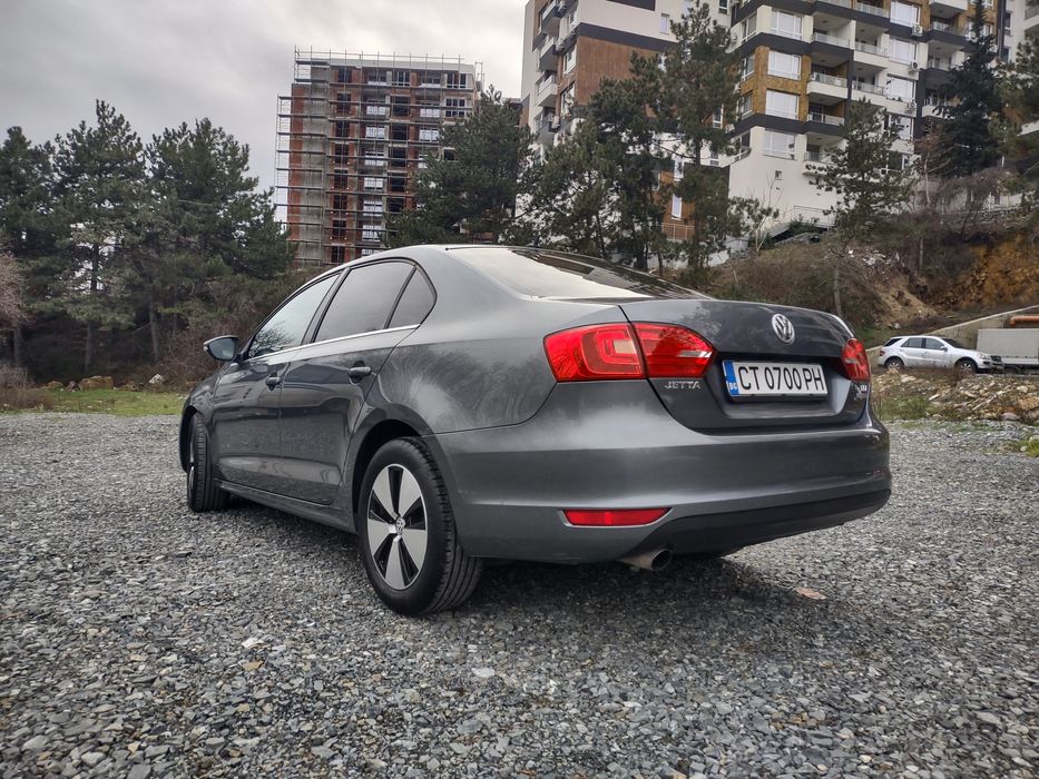 VW Jetta 1.6TDI Bluemotion ръчка