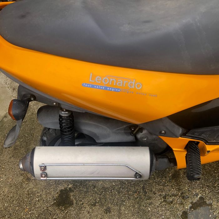 Aprilia Leonardo 125