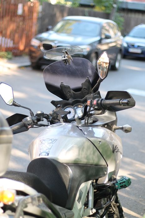 Suzuki DL 650 V strom  motor motocicleta