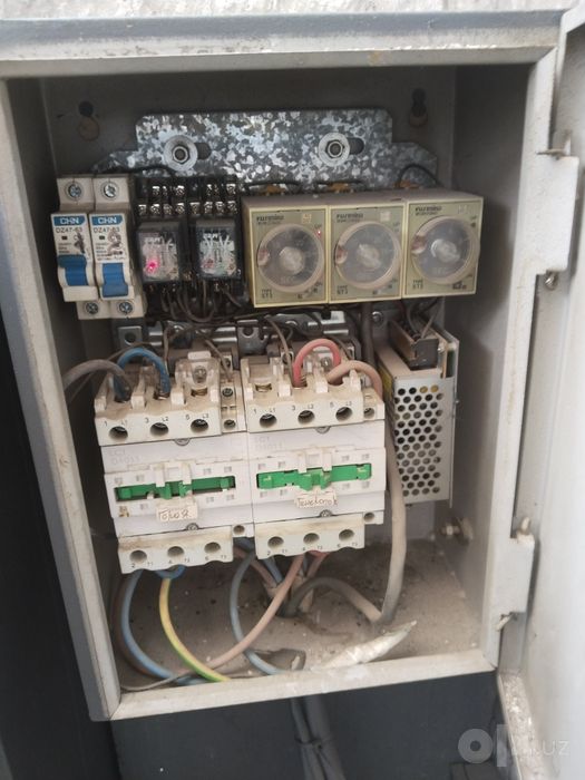 Электро монтер электрик