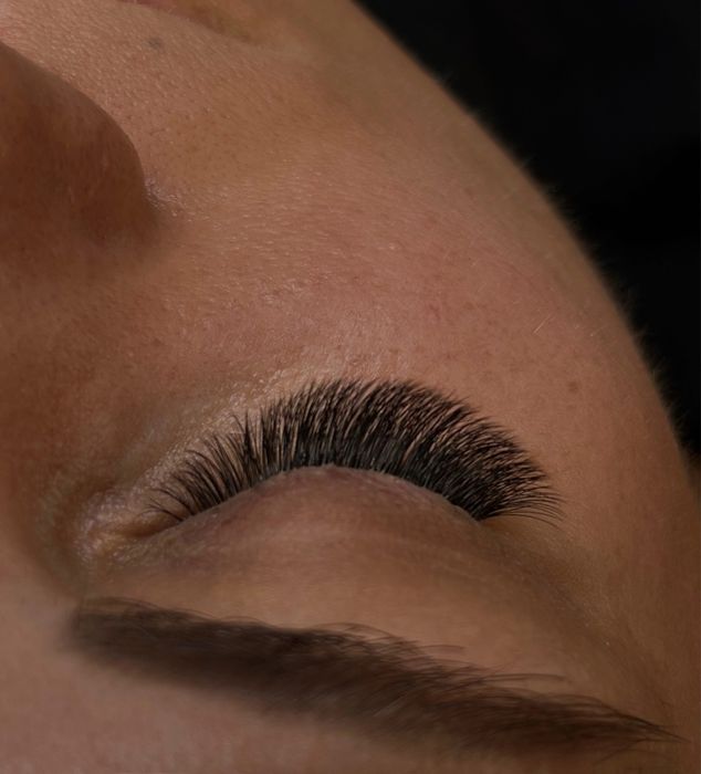 Наращивание ресниц на выезд